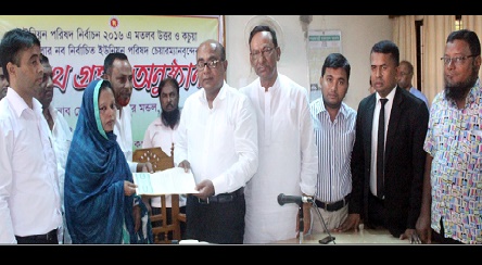 দৈনিক চাঁদপুর প্রবাহের প্রকাশক নিলুফার দায়িত্ব গ্রহণ