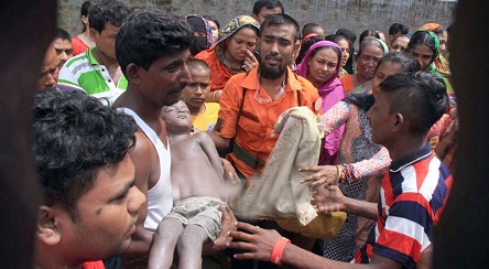 বড়লোকের সুবিধায় ঢাকনা বিহীন ড্রেনে শিশুর মৃত্যু