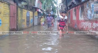 কয়েক বছরের রেকর্ড ছাড়িয়ে চাঁদপুরে ভারি বর্ষণ (ভিডিও)