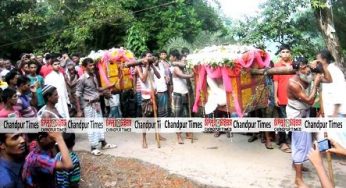 ঐতিহ্যকে ফিরিয়ে এনে ফরিদগঞ্জে পালকি করে বিয়ে