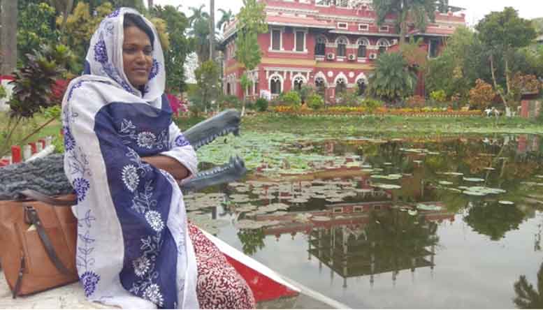 যেভাবে নারী হয়ে উঠলেন তৃতীয় লিঙ্গের পলি!