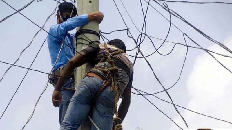 খুঁটিতেই গেলো প্রাণ