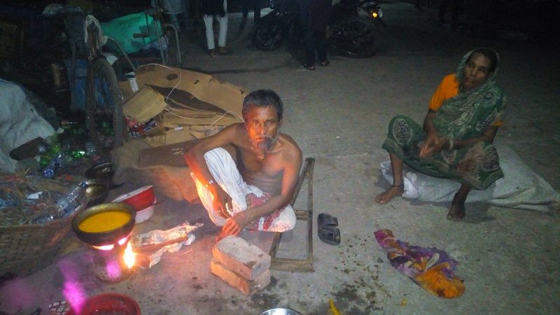 চাঁদপুরে আলোচিত ট্রেন দুর্ঘটনায় পা হারানো রহিমের জমি আছে ঘর নেই