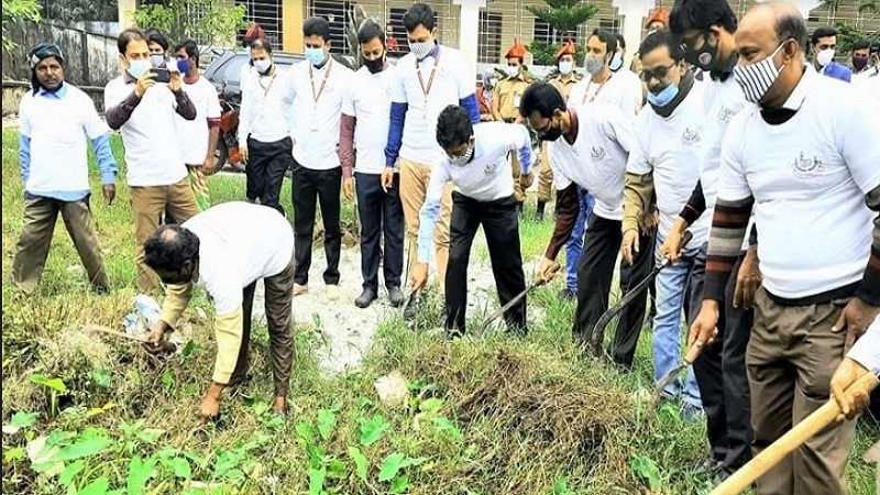 চাঁসকে ‘ক্লিন ক্যাম্পাস, গ্রিন ক্যাম্পাস’ কর্মসূচির উদ্বোধন