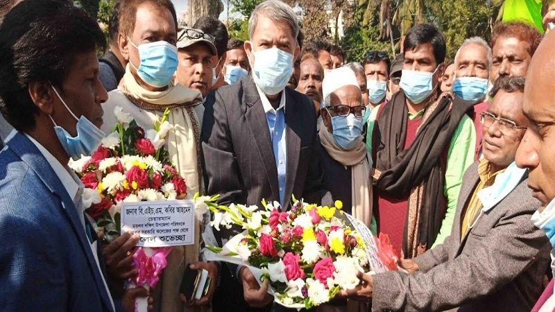 মতলব সরকারি ডিগ্রি কলেজের শহীদ মিনার উদ্বোধন