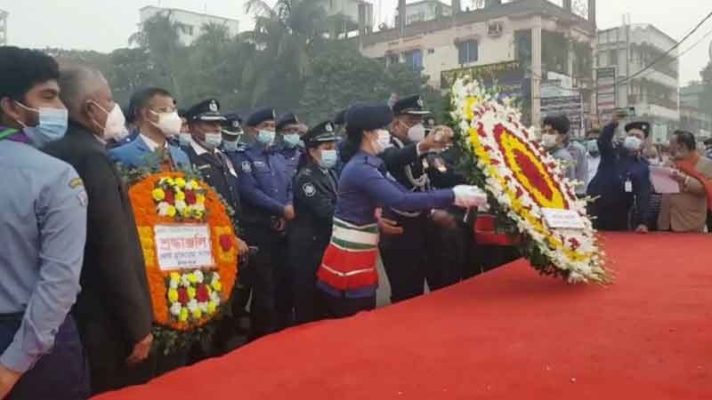 যথাযোগ্য মর্যাদায় চাঁদপুরে বিজয় দিবস উদযাপন