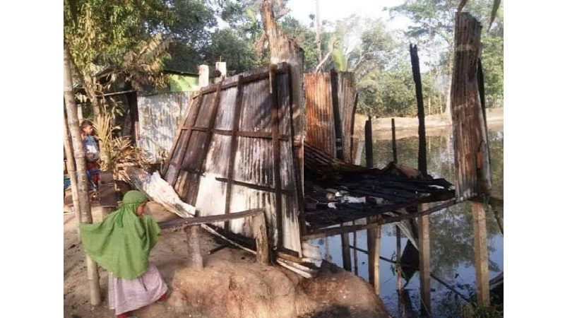 কচুয়ায় ব্যবসায়ীর দোকান পুড়ে ছাই, পুঁজি হারিয়ে নি:স্ব পরিবার