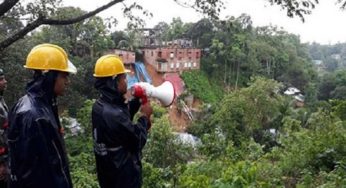 অতিবৃষ্টিতে ভূমিধসের শঙ্কা