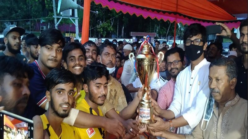 চাঁদপুরে ফুটবল টুর্নামেন্টের ফাইনাল ও পুরস্কার বিতরণ