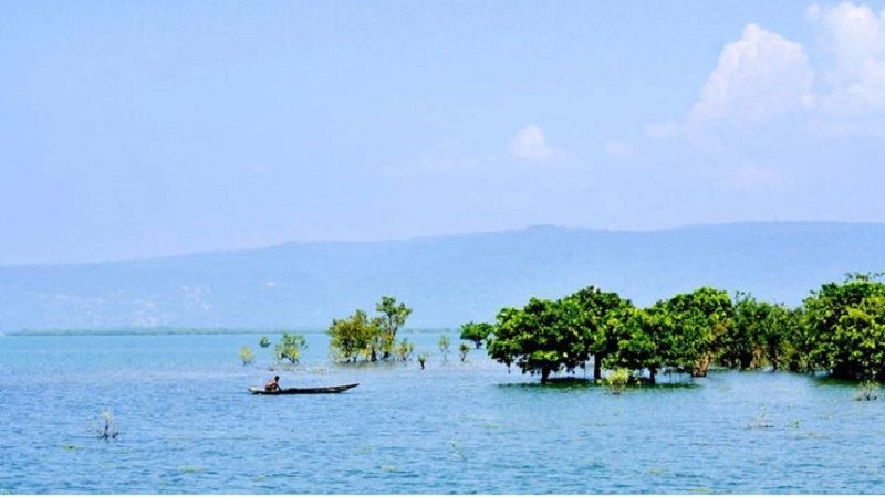 নিকলীর হাওরে গোসল নেমে ২ পর্যটক নিখোঁজ