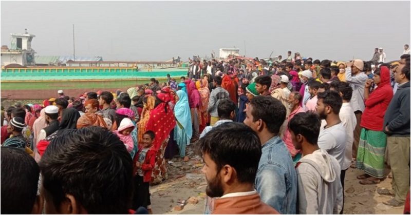 লঞ্চের ধাক্কায় ট্রলারডুবি, নিখোঁজ ১০