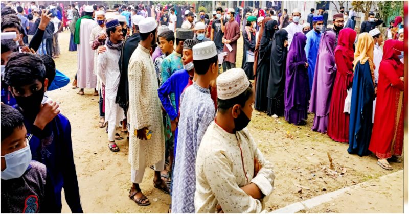 মতলব উত্তরে বাদপড়া শিক্ষার্থীদের ফাইজারের টিকা প্রদান