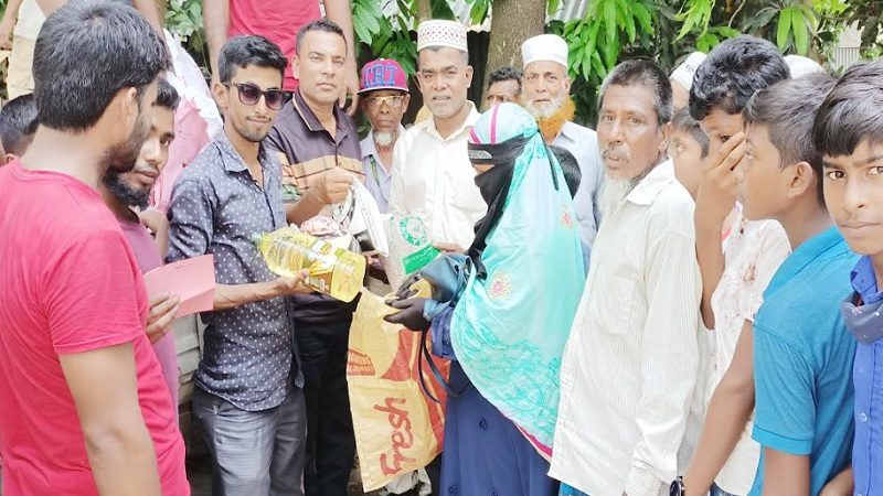 ছেংগারচরে টিসিবির পণ্য বিতরণ