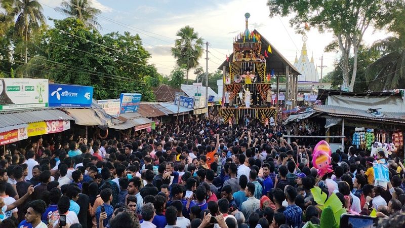 ঐতিহ্যবাহী সাচার জগন্নাথ দেবের উল্টো রথযাত্রা উদযাপন