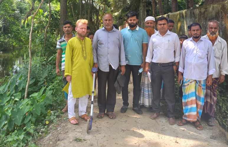 ফরিদগঞ্জে স্বাধীনতার পর কাঁচা রাস্তা পাকাকরণে গ্রামবাসীর কৃতজ্ঞতা