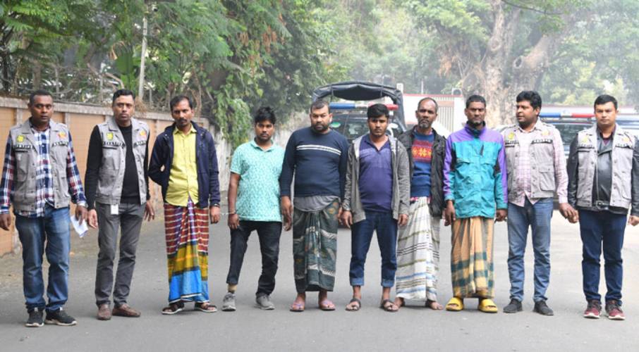 ১৫ বছরে ৩০ স্বর্ণের দোকান লুট, ল্যাংড়া হাছান গ্রেফতার