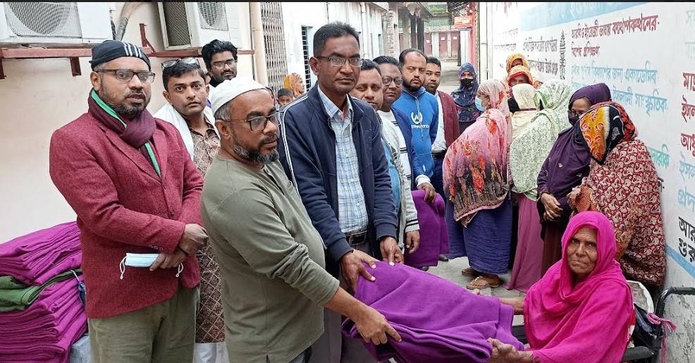 জিয়াউর রহমানের জন্মবার্ষিকী উপলক্ষে জেলা স্বেচ্ছাসেবক দলের দোয়া ও শীতবস্ত্র বিতরণ