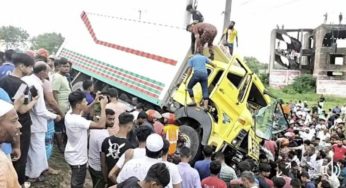 কুমিল্লায় খেলা দেখতে যাওয়ার পথে প্রাণ হারালো ৪ জন, আহত ৯