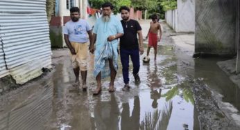 ড্রেন না থাকায় বৃষ্টির পানি জমে থাকে রাস্তায়, এলাকাবাসীর দুর্ভোগ