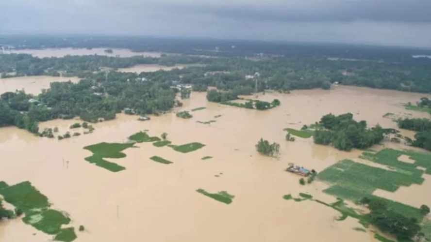 চট্টগ্রামে বন্যায় ১৩৫ কোটি টাকার ক্ষতি, পানির নিচে ২৭ হাজার হেক্টর জমির ফসল