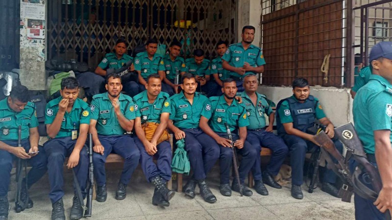 তারেক-জোবায়দার মামলার রায় আজ, আদালতে নিরাপত্তা জোরদার