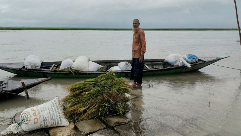 বিপৎসীমার ওপরে তিস্তার পানি, সতর্কতায় মাইকিং