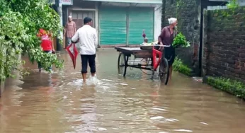 টানা বৃষ্টিতে চাঁদপুরের বিভিন্নস্থানে জলাবদ্ধতা