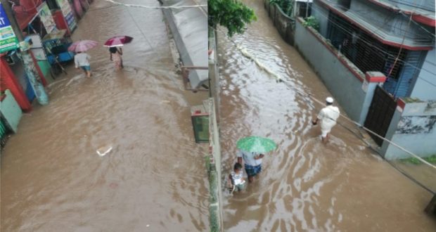 বৃষ্টিতে