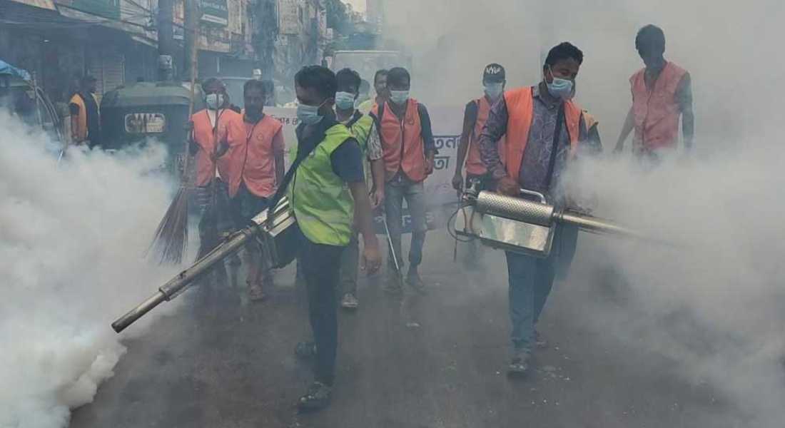 ডেঙ্গু প্রতিরোধে চাঁদপুর পৌরসভার মাসব্যাপী কার্যক্রম শুরু হয়েছে