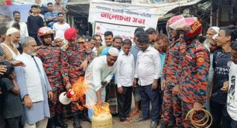 পালবাজারে ফায়ার সার্ভিসের অগ্নিনির্বাপণ বিষয়ক মহড়া