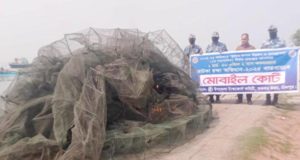 মতলবে এতিমখানার ছাদ ধ্বসে অর্ধশত শিক্ষার্থী আহত