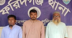 ১০ বছরেও প্রতিশ্রুতির বাস্তবায়ন হয়নি তাই চাঁদা তুলে সংস্কার