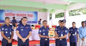 চাঁদপুরের ফরিদগঞ্জে কুকুরের কামড়ে শিশু ও নারীসহ আহত ২০