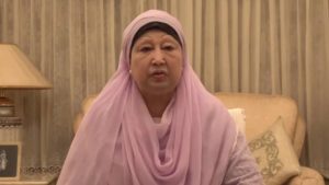 দেশবাসীর কাছে দোয়া চেয়েছেন খালেদা জিয়া