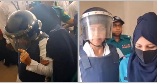 কাঠগড়ায়