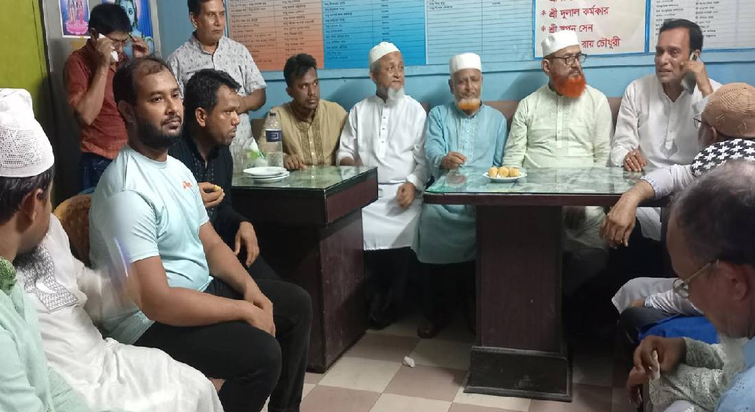 চাঁদপুর শহরের বিভিন্ন পূজামণ্ডপ পরিদর্শনে এড. শাহজাহান মিয়া চাঁদপুর শহরের বিভিন্ন পূজামণ্ডপ পরিদর্শনে এড. শাহজাহান মিয়া