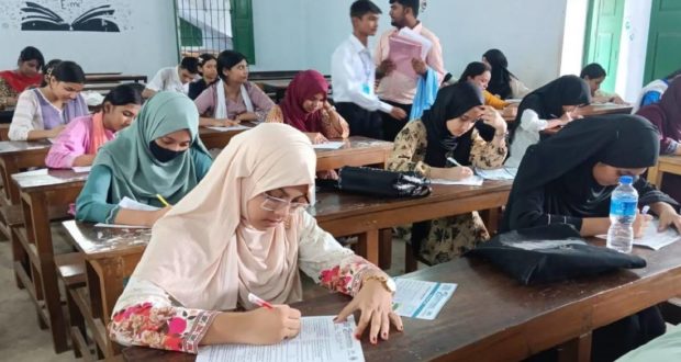 শিক্ষার্থীদের