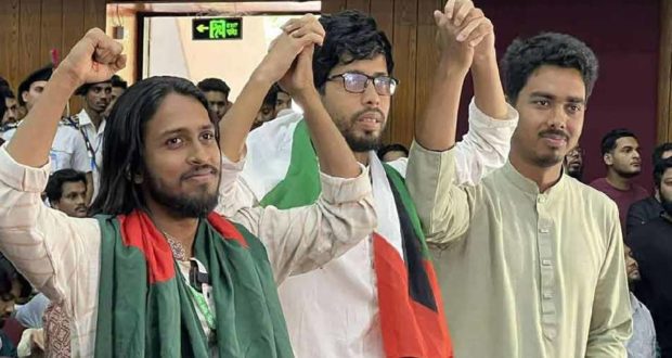 নির্বাচনে