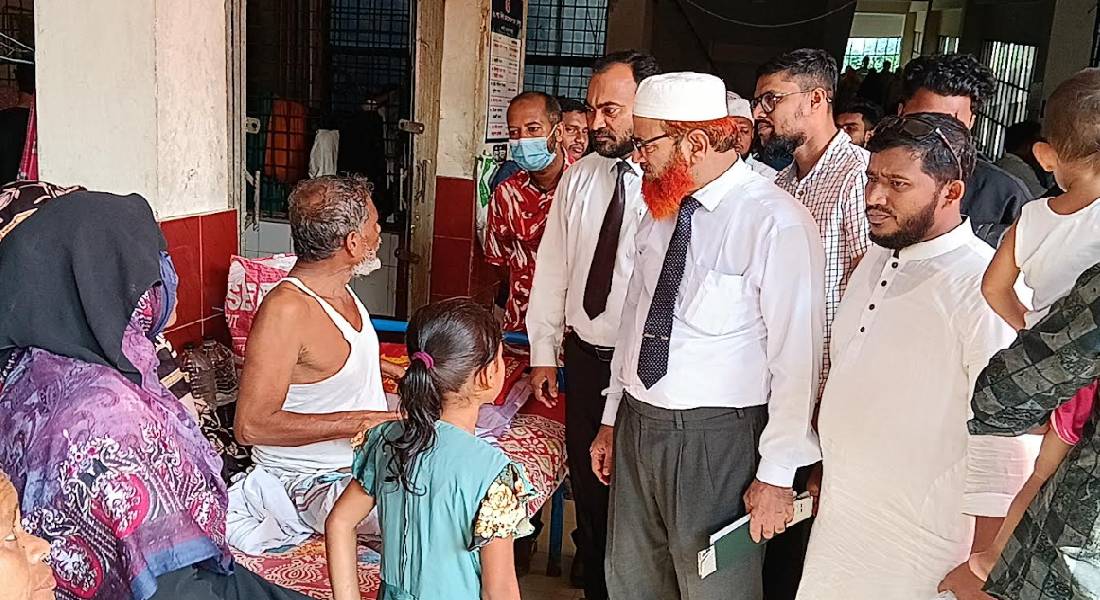 চাঁদপুর জেনারেল হাসপাতাল পরিদর্শনে জামায়াত নেতৃবৃন্দ চাঁদপুর জেনারেল হাসপাতাল পরিদর্শনে জামায়াত নেতৃবৃন্দ