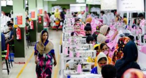 গত এক বছরে বন্ধ হয়েছে ১৮৫ পোশাক কারখানা ডলারের