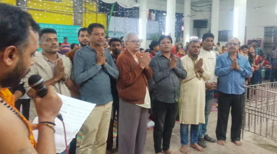 চাঁদপুর কালীবাড়ি মন্দিরে প্রার্থনা