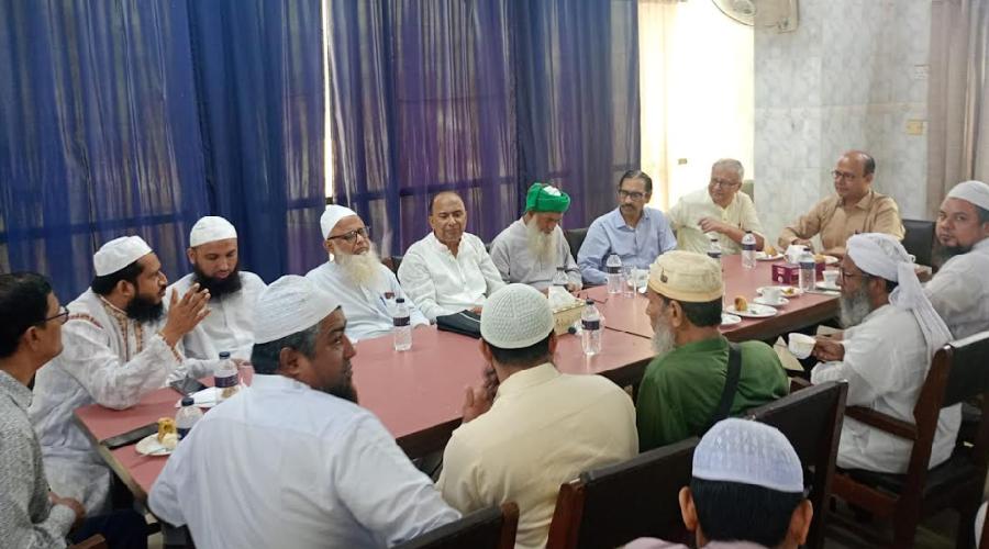 ‘ধর্ম অবমাননাকারীর বিরুদ্ধে ঐক্যবদ্ধভাবে আইনগত ব্যবস্থা নেয়ার সিদ্ধান্ত’