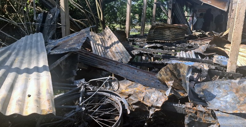 ফরিদগঞ্জে অগ্নিকাণ্ডে ৭ ব্যবসাপ্রতিষ্ঠান পুড়ে ছাই