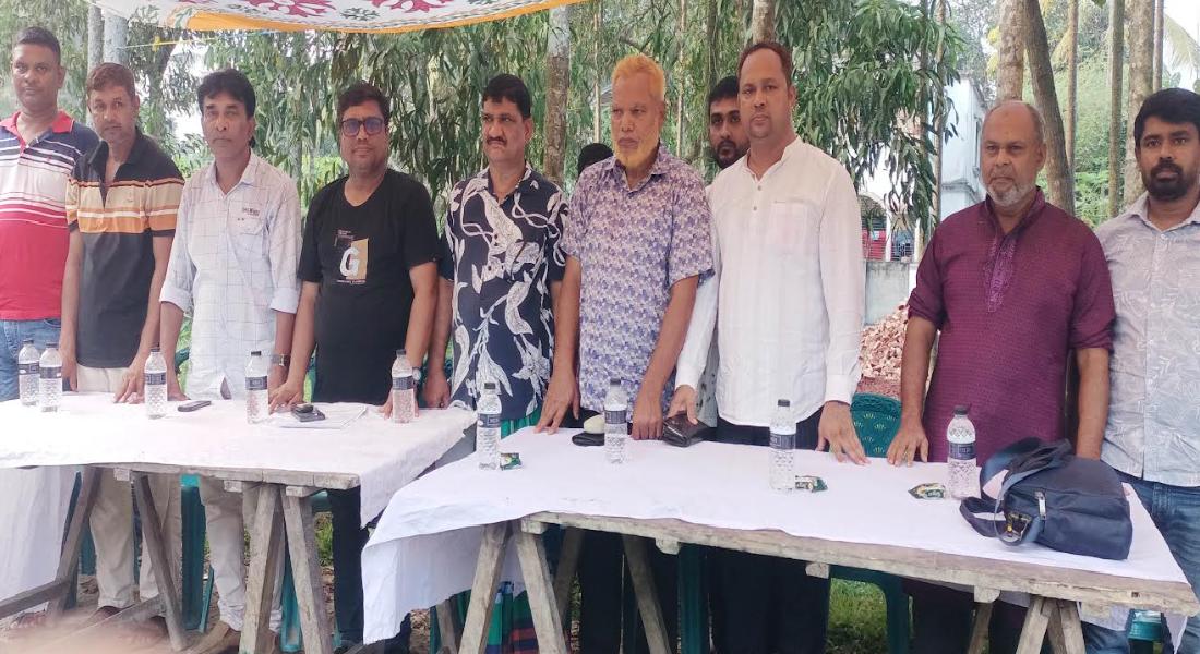 ছেংগারচর পৌরসভার বালুচরে টিভিকাপ মিনিবার ফুটবল টুর্ণামেন্ট উদ্বোধন