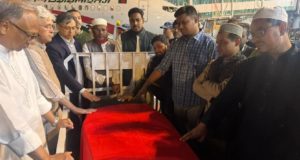 ‘বন্দুকযুদ্ধে’ নিহত ‘ডাকাতের’ পরিচয় প্রকাশ