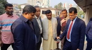 চাঁদপুর পৌরসভার পাম্প হাউজ পরিদর্শনে নবাগত ডিসি