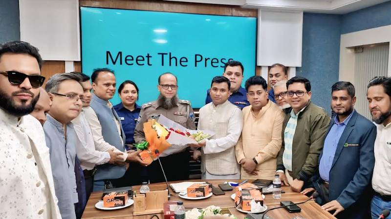 ‘পুলিশের গুরুত্বপূর্ণ ফোন নম্বর সাইনবোর্ডে প্রদর্শন করা হবে’