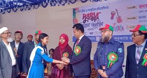 নির্বাচনী