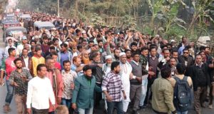 ট্রাকচাপায়