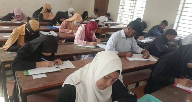 স্বেচ্ছাসেবী